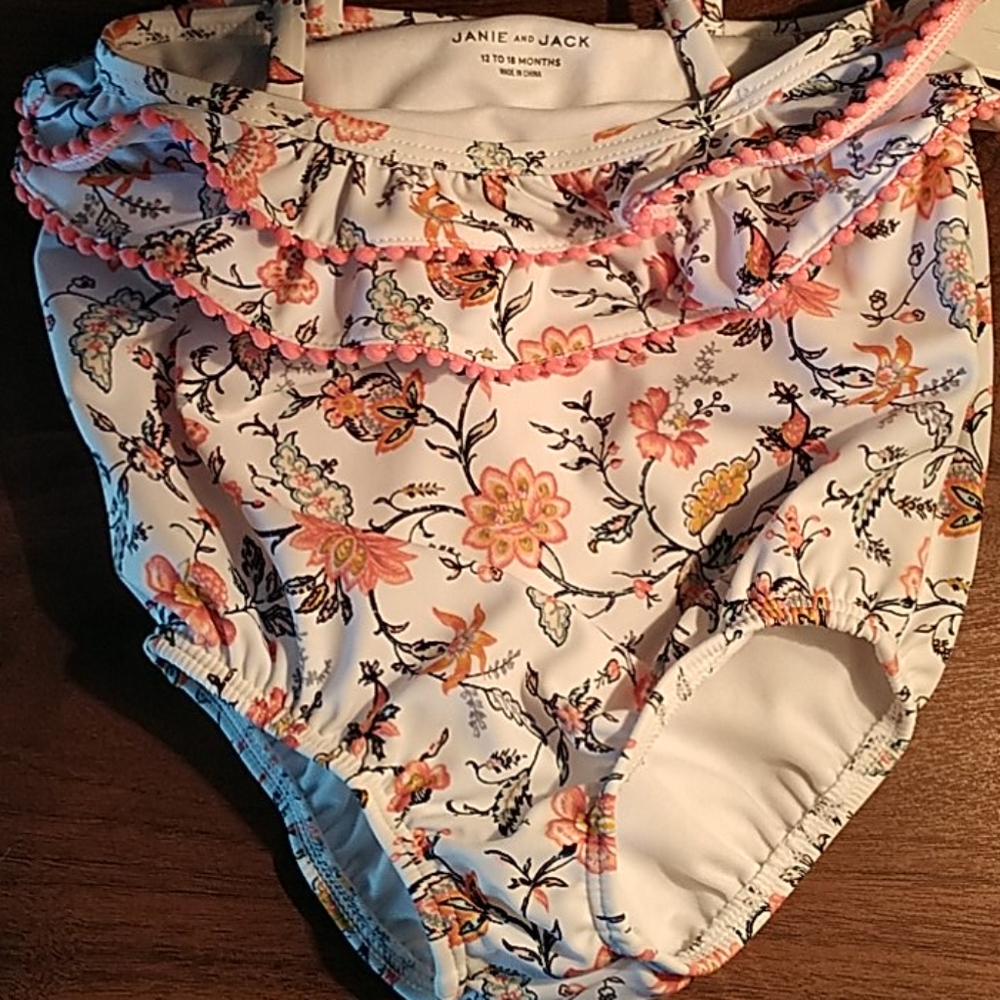 Bathing suit